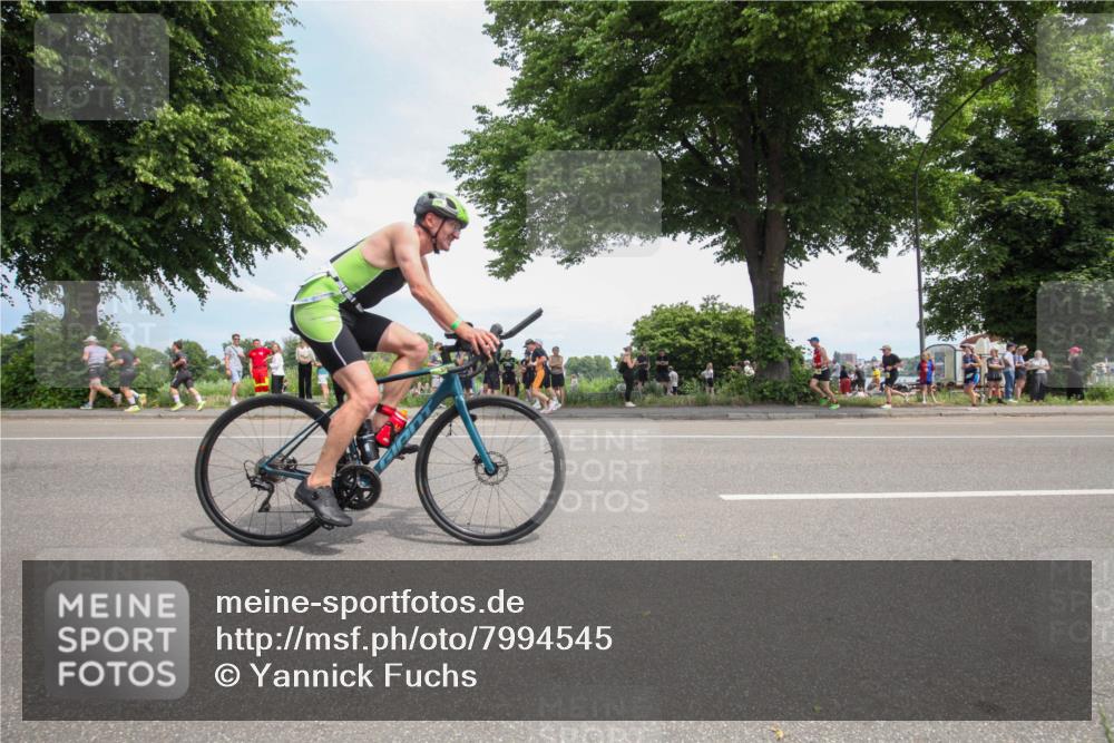 15.06.2025 - 7 Türme Triathlon Yannick Fuchs http://msf.ph/oto/7994545 15.06.2025 13:36:17 Radfahren 464, 1088 meine-sportfotos.de