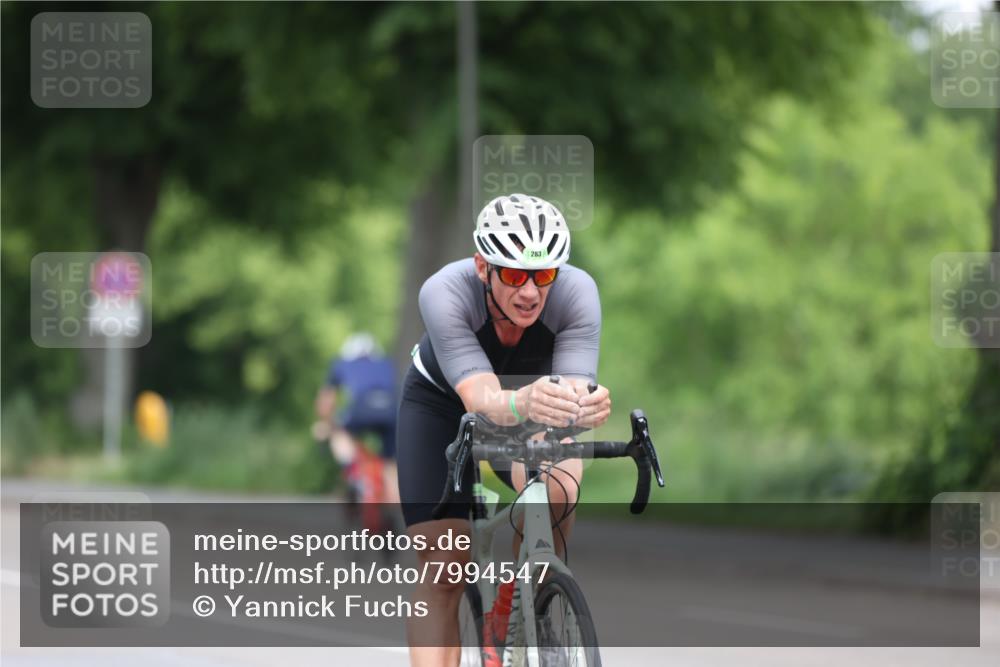 15.06.2025 - 7 Türme Triathlon Yannick Fuchs http://msf.ph/oto/7994547 15.06.2025 12:11:01 Radfahren 263 meine-sportfotos.de