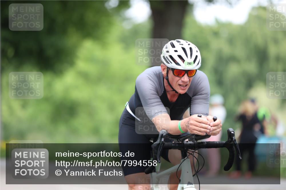 15.06.2025 - 7 Türme Triathlon Yannick Fuchs http://msf.ph/oto/7994558 15.06.2025 12:11:01 Radfahren 263 meine-sportfotos.de