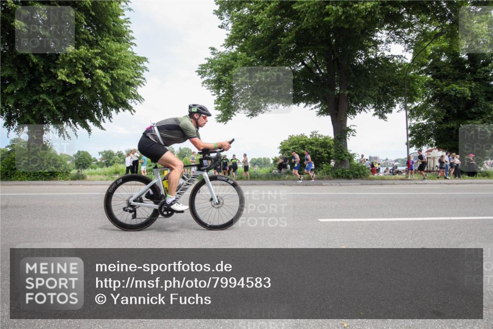 15.06.2025 - 7 Türme Triathlon Yannick Fuchs http://msf.ph/oto/7994583 15.06.2025 13:36:33 Radfahren 264, 424, 826 meine-sportfotos.de
