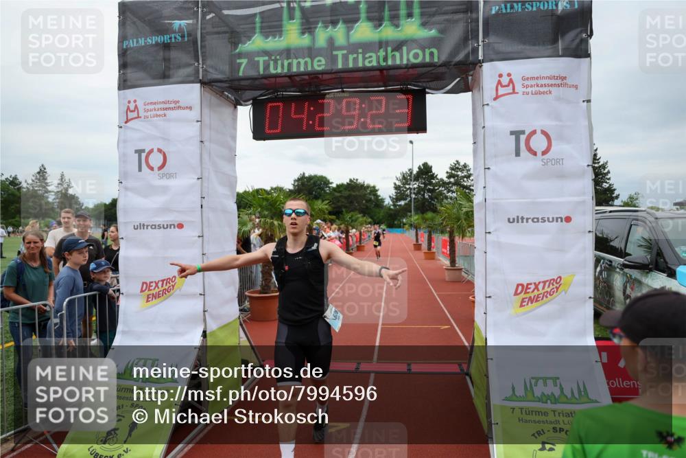 15.06.2025 - 7 Türme Triathlon Michael Strokosch http://msf.ph/oto/7994596 15.06.2025 14:29:23 Ziel 502, 626 meine-sportfotos.de