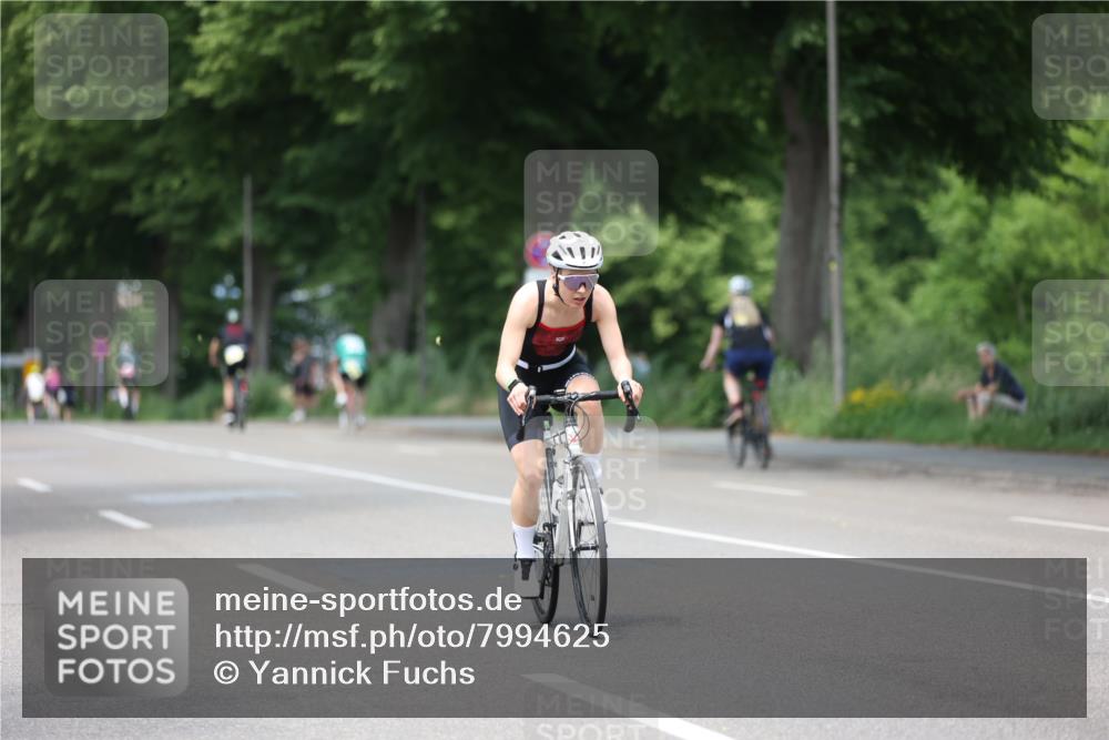 15.06.2025 - 7 Türme Triathlon Yannick Fuchs http://msf.ph/oto/7994625 15.06.2025 13:09:25 Radfahren 403, 1025, 1111, 1123 meine-sportfotos.de