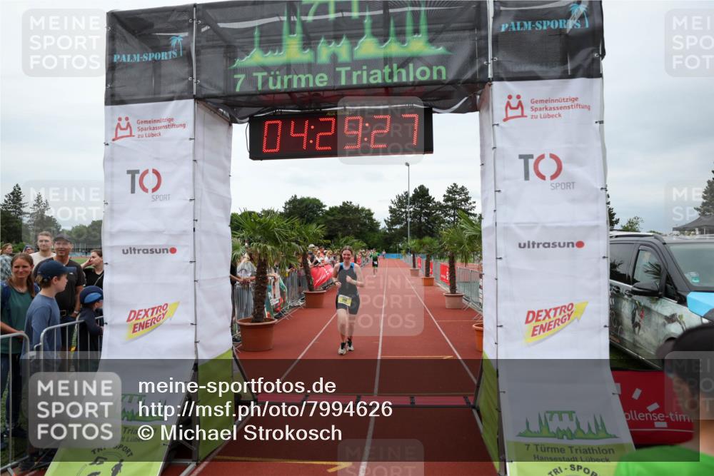 15.06.2025 - 7 Türme Triathlon Michael Strokosch http://msf.ph/oto/7994626 15.06.2025 14:29:27 Ziel 502, 626, 819 meine-sportfotos.de