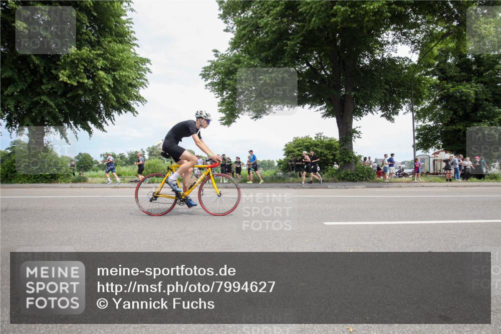 15.06.2025 - 7 Türme Triathlon Yannick Fuchs http://msf.ph/oto/7994627 15.06.2025 13:37:06 Radfahren 1031, 1057, 1127 meine-sportfotos.de