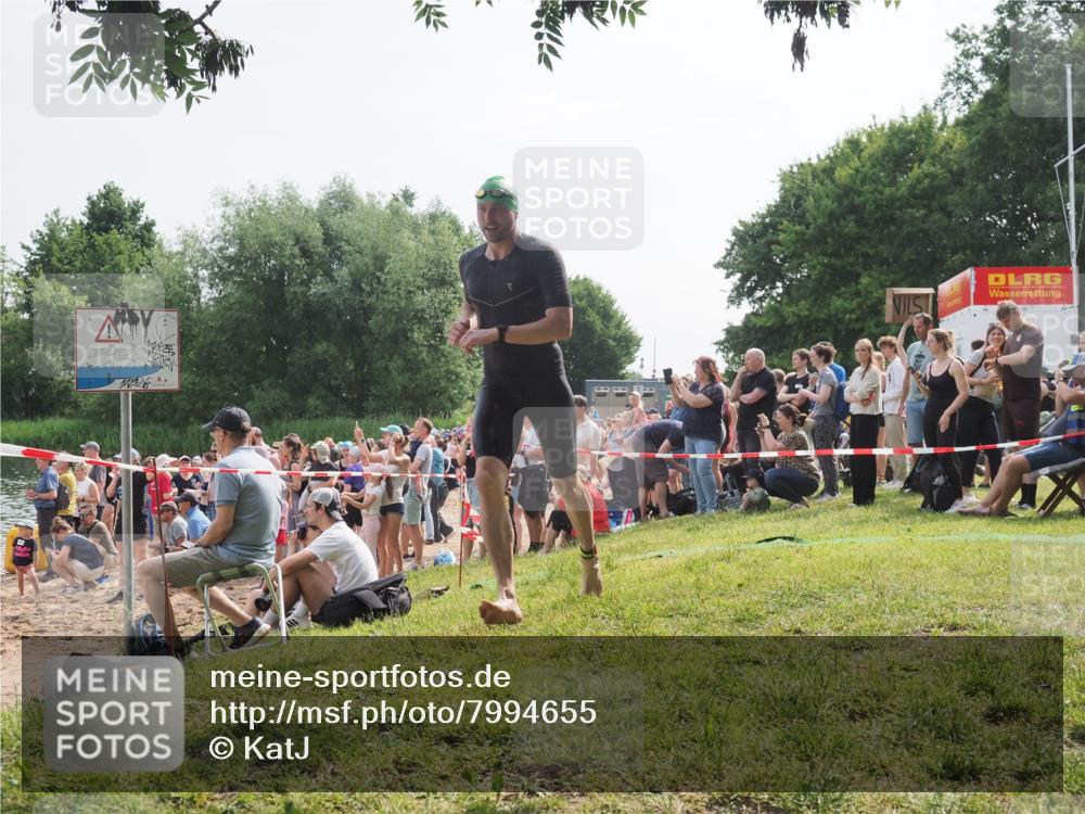 15.06.2025 - 27. Vierlanden-Triathlon KatJ http://msf.ph/oto/7994655 15.06.2025 09:54:51 Schwimmen 294, 297, 319, 361 meine-sportfotos.de