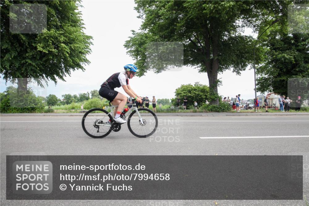 15.06.2025 - 7 Türme Triathlon Yannick Fuchs http://msf.ph/oto/7994658 15.06.2025 13:37:17 Radfahren 421, 469, 525, 663 meine-sportfotos.de