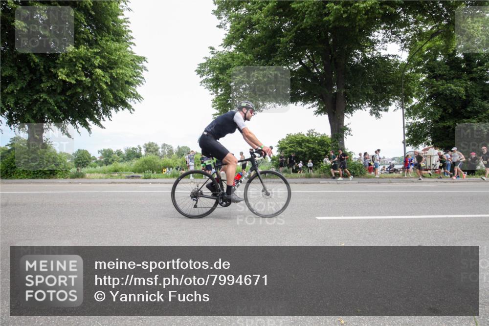 15.06.2025 - 7 Türme Triathlon Yannick Fuchs http://msf.ph/oto/7994671 15.06.2025 13:37:23 Radfahren 237, 469, 522 meine-sportfotos.de