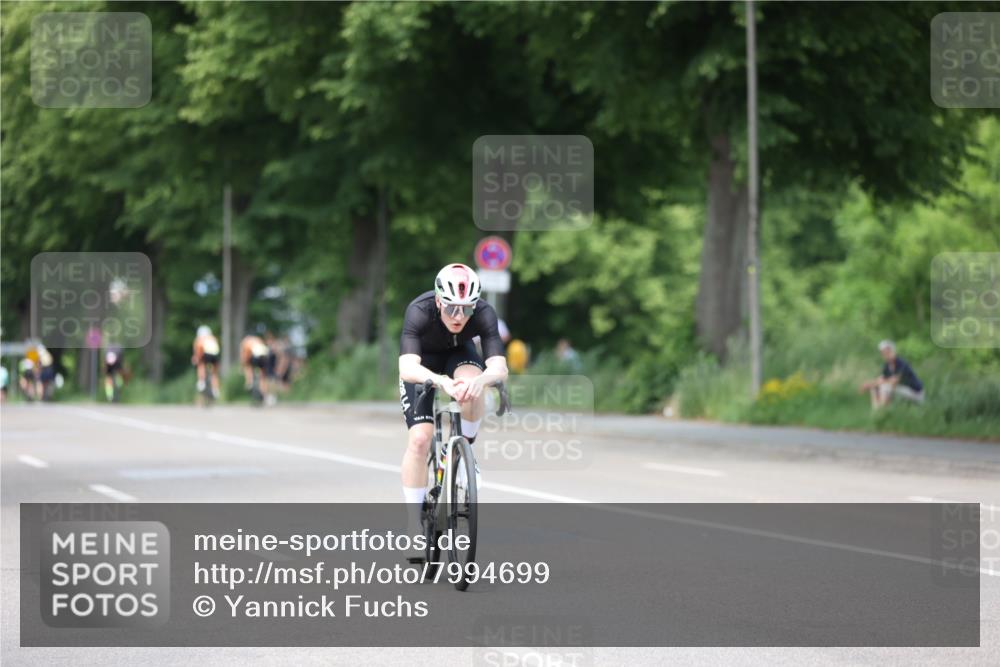 15.06.2025 - 7 Türme Triathlon Yannick Fuchs http://msf.ph/oto/7994699 15.06.2025 13:09:39 Radfahren 607, 705 meine-sportfotos.de