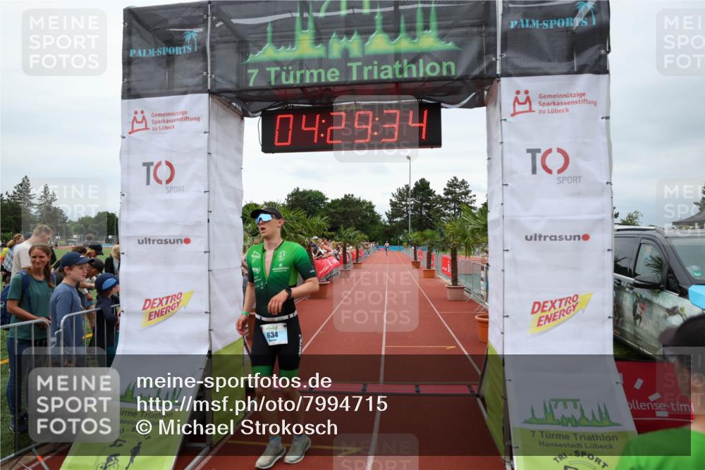 15.06.2025 - 7 Türme Triathlon Michael Strokosch http://msf.ph/oto/7994715 15.06.2025 14:29:34 Ziel 634, 819 meine-sportfotos.de