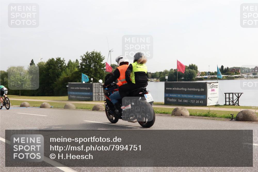 15.06.2025 - 27. Vierlanden-Triathlon H.Heesch http://msf.ph/oto/7994751 15.06.2025 09:13:20 Radfahren 223, 234, 247, 248 meine-sportfotos.de