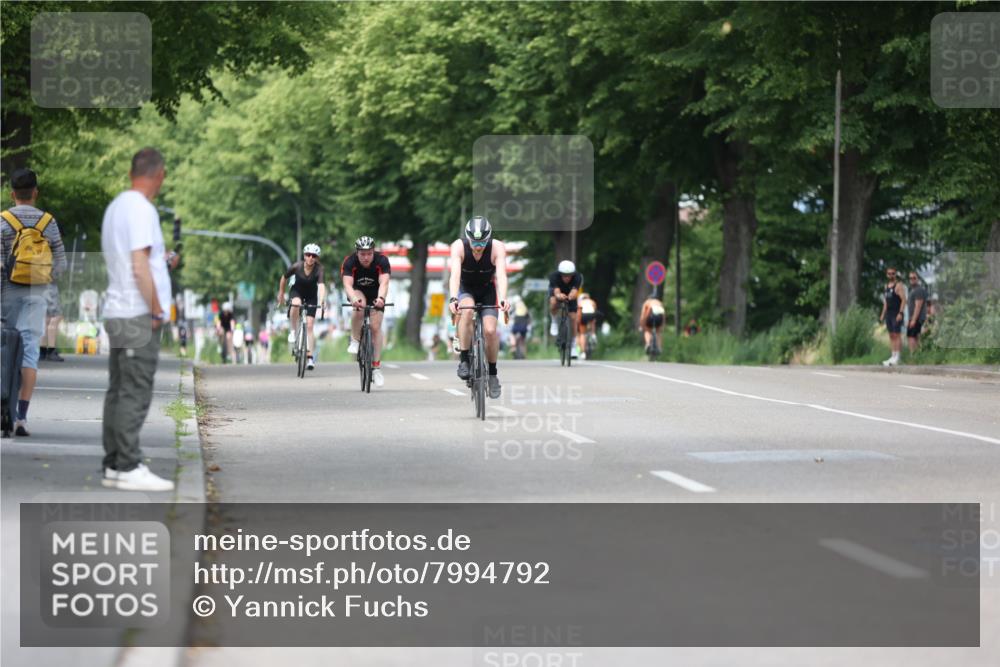 15.06.2025 - 7 Türme Triathlon Yannick Fuchs http://msf.ph/oto/7994792 15.06.2025 13:09:43 Radfahren 222, 382, 555, 607, 658, 670, 705 meine-sportfotos.de