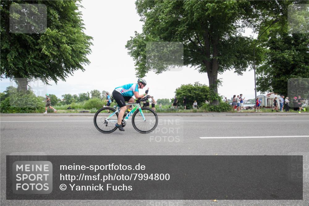 15.06.2025 - 7 Türme Triathlon Yannick Fuchs http://msf.ph/oto/7994800 15.06.2025 13:38:09 Radfahren 544 meine-sportfotos.de