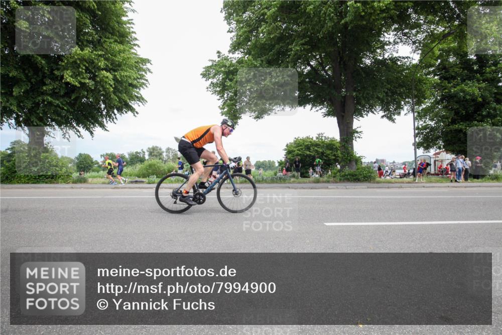 15.06.2025 - 7 Türme Triathlon Yannick Fuchs http://msf.ph/oto/7994900 15.06.2025 13:38:43 Radfahren 303, 1130 meine-sportfotos.de