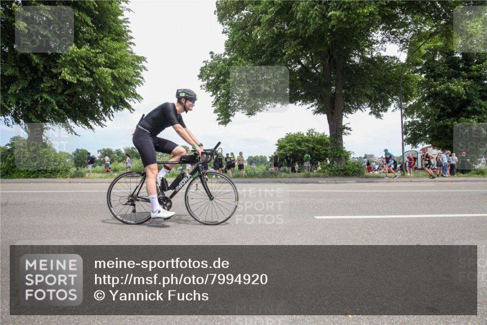 15.06.2025 - 7 Türme Triathlon Yannick Fuchs http://msf.ph/oto/7994920 15.06.2025 13:38:48 Radfahren 303, 1054 meine-sportfotos.de