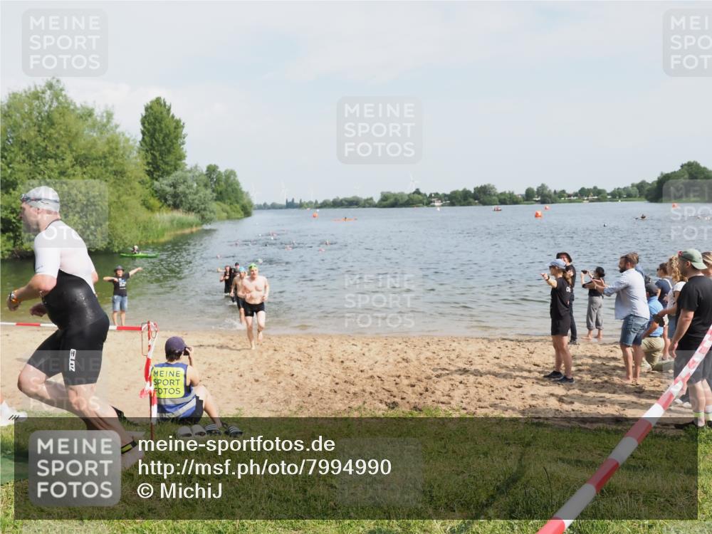 21.06.2025 - 27. Vierlanden-Triathlon MichiJ http://msf.ph/oto/7994990 15.06.2026 09:56:44 Schwimmen 254, 258, 275, 276, 281, 286, 301, 320, 341 meine-sportfotos.de