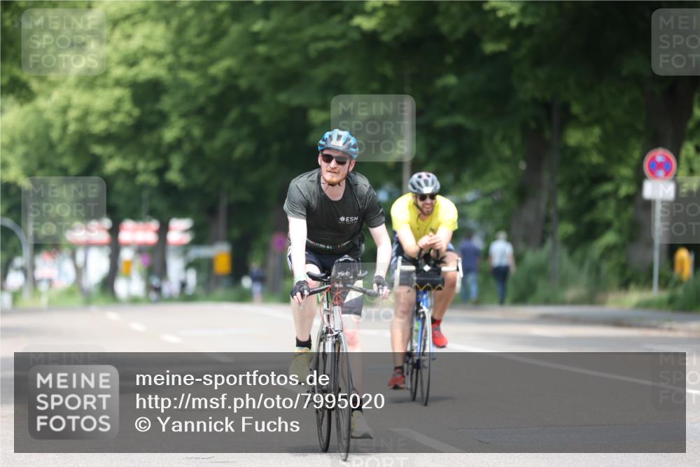 15.06.2025 - 7 Türme Triathlon Yannick Fuchs http://msf.ph/oto/7995020 15.06.2025 12:13:17 Radfahren 307, 410 meine-sportfotos.de