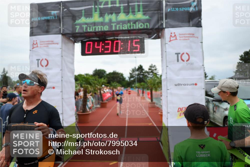 15.06.2025 - 7 Türme Triathlon Michael Strokosch http://msf.ph/oto/7995034 15.06.2025 14:30:15 Ziel 637, 1172 meine-sportfotos.de