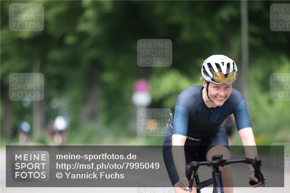 15.06.2025 - 7 Türme Triathlon Yannick Fuchs http://msf.ph/oto/7995049 15.06.2025 13:10:04 Radfahren 230, 415, 553 meine-sportfotos.de