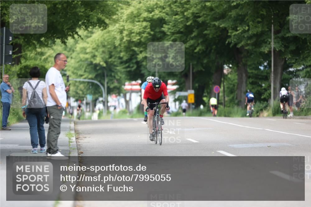 15.06.2025 - 7 Türme Triathlon Yannick Fuchs http://msf.ph/oto/7995055 15.06.2025 13:10:04 Radfahren 230, 415, 553 meine-sportfotos.de