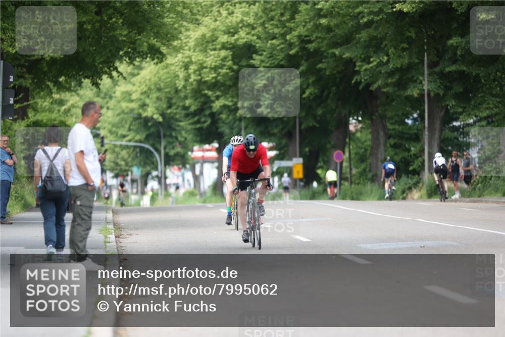 15.06.2025 - 7 Türme Triathlon Yannick Fuchs http://msf.ph/oto/7995062 15.06.2025 13:10:05 Radfahren 230, 415, 553 meine-sportfotos.de