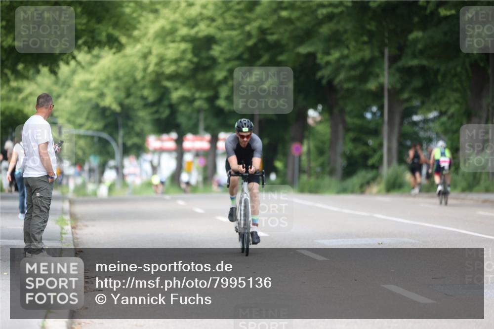 15.06.2025 - 7 Türme Triathlon Yannick Fuchs http://msf.ph/oto/7995136 15.06.2025 13:10:17 Radfahren 228, 532, 1078 meine-sportfotos.de