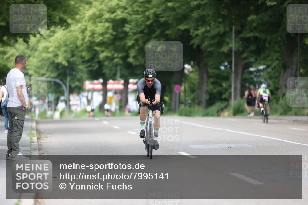 15.06.2025 - 7 Türme Triathlon Yannick Fuchs http://msf.ph/oto/7995141 15.06.2025 13:10:17 Radfahren 228, 532, 1078 meine-sportfotos.de