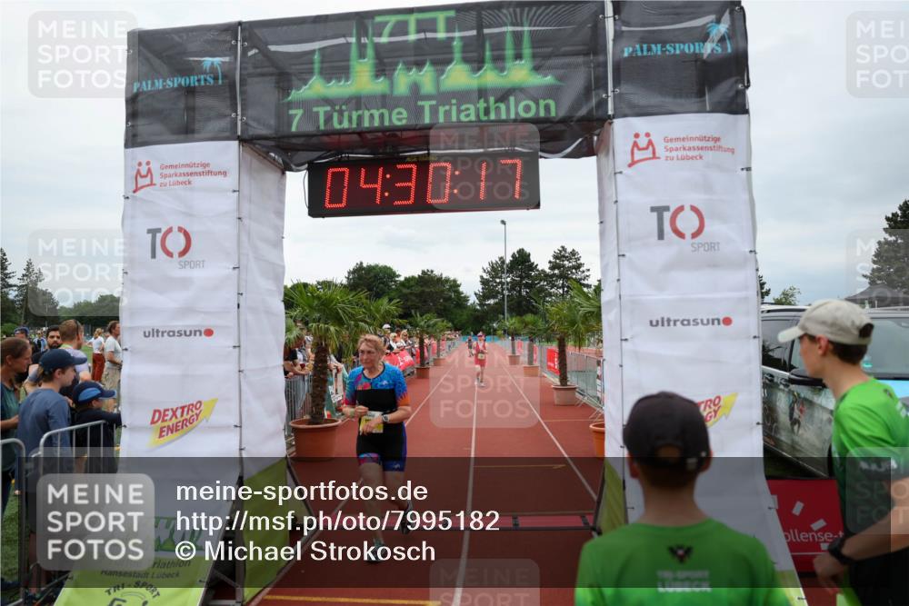 15.06.2025 - 7 Türme Triathlon Michael Strokosch http://msf.ph/oto/7995182 15.06.2025 14:30:17 Ziel 637, 753 meine-sportfotos.de