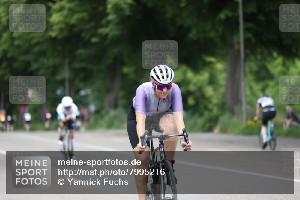 15.06.2025 - 7 Türme Triathlon Yannick Fuchs http://msf.ph/oto/7995216 15.06.2025 13:10:43 Radfahren 210, 359, 526, 529, 593 meine-sportfotos.de