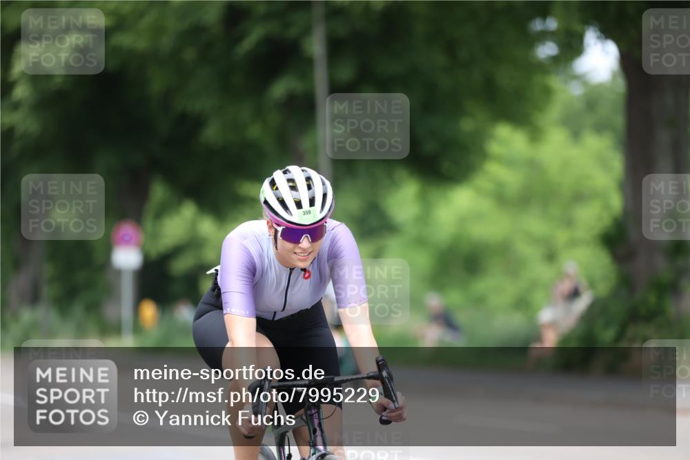 15.06.2025 - 7 Türme Triathlon Yannick Fuchs http://msf.ph/oto/7995229 15.06.2025 13:10:44 Radfahren 210, 359, 526, 529, 593 meine-sportfotos.de