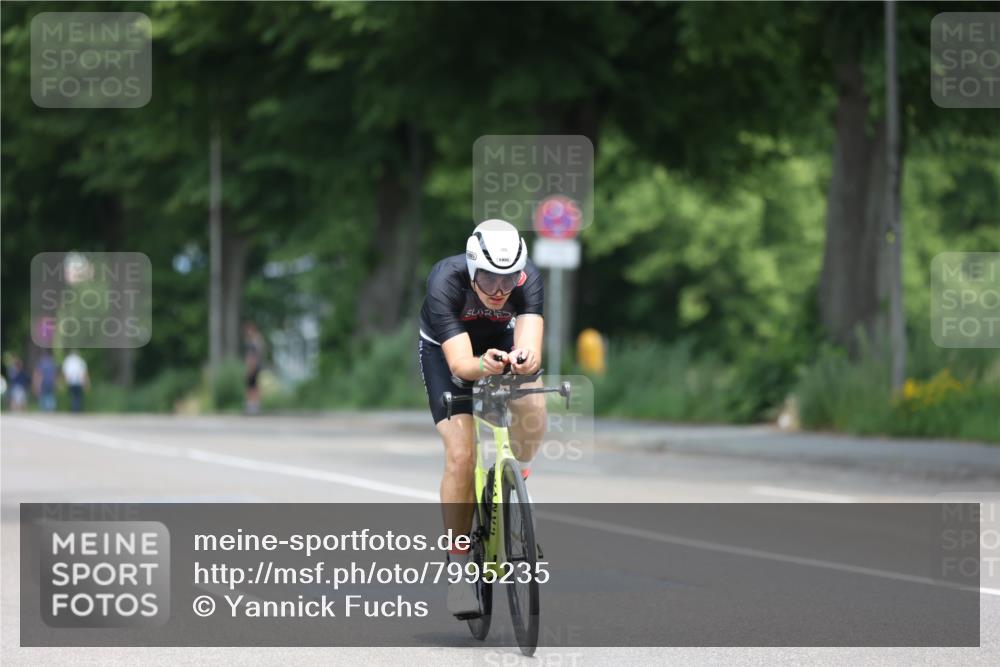 15.06.2025 - 7 Türme Triathlon Yannick Fuchs http://msf.ph/oto/7995235 15.06.2025 12:13:51 Radfahren 287 meine-sportfotos.de