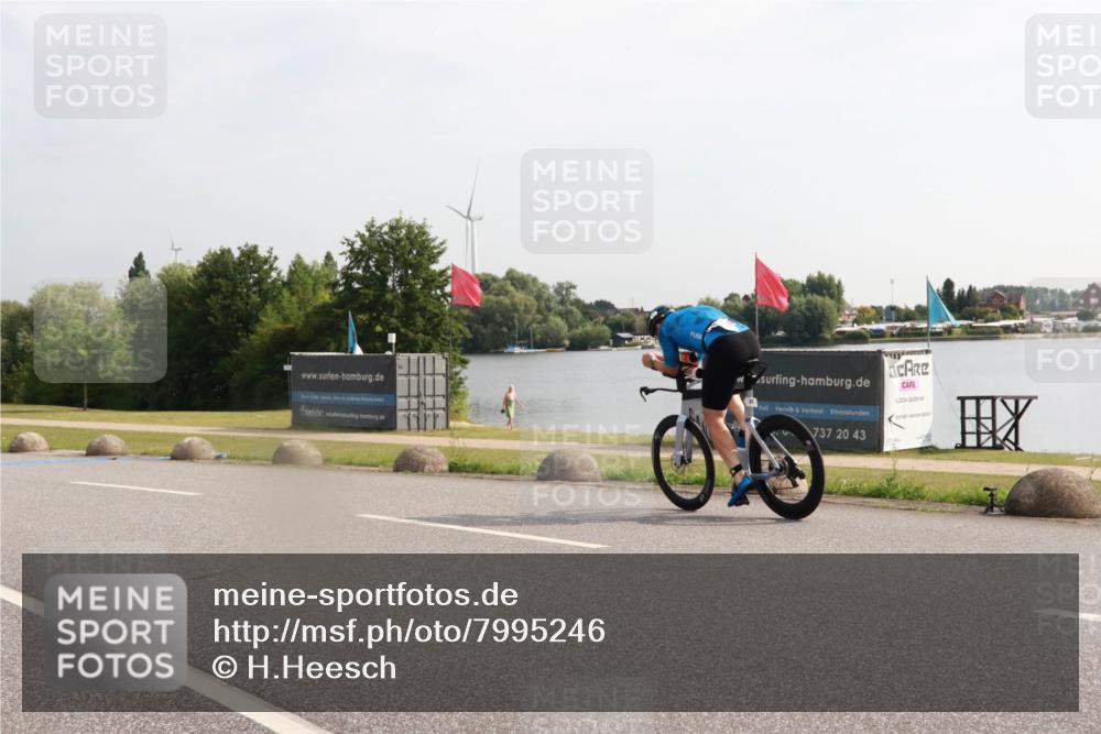 15.06.2025 - 27. Vierlanden-Triathlon H.Heesch http://msf.ph/oto/7995246 15.06.2025 09:17:38 Radfahren 27, 204 meine-sportfotos.de