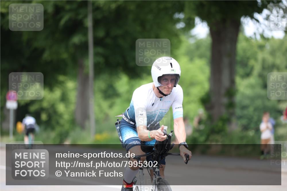 15.06.2025 - 7 Türme Triathlon Yannick Fuchs http://msf.ph/oto/7995302 15.06.2025 13:10:45 Radfahren 210, 359, 526, 529, 593, 675 meine-sportfotos.de