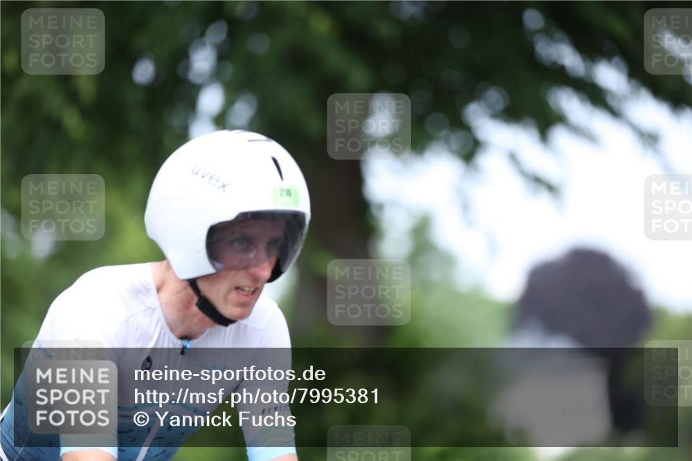 15.06.2025 - 7 Türme Triathlon Yannick Fuchs http://msf.ph/oto/7995381 15.06.2025 13:10:46 Radfahren 210, 359, 472, 486, 526, 529, 593, 675 meine-sportfotos.de