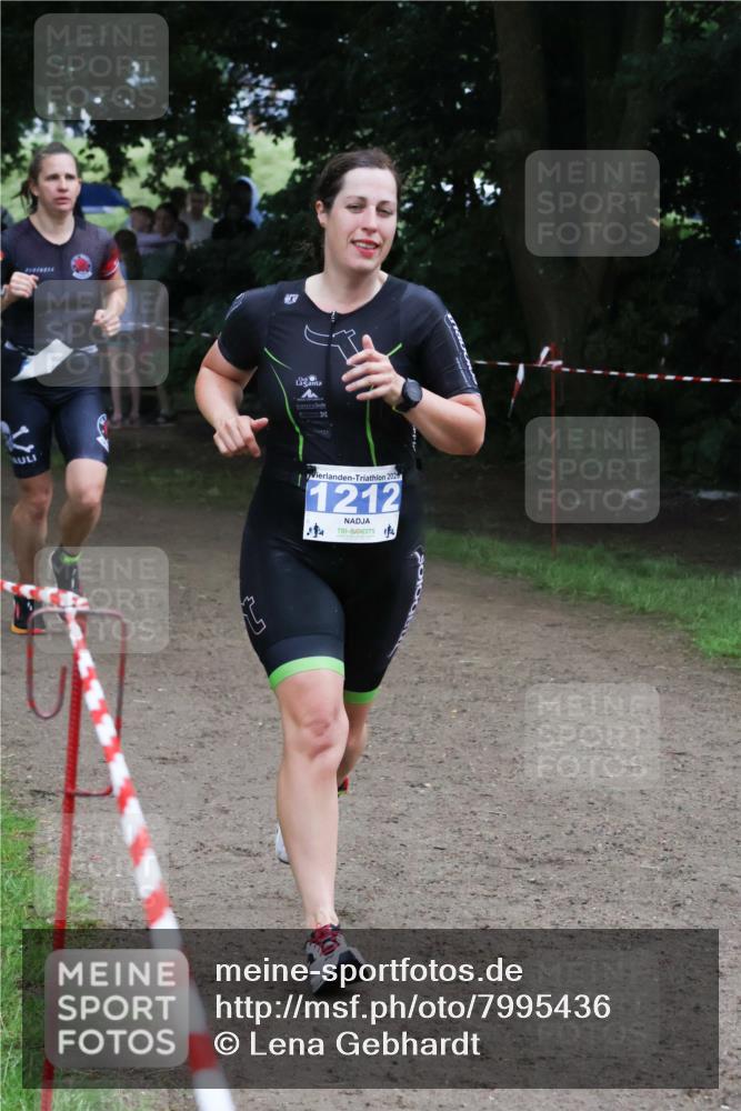 21.06.2025 - 27. Vierlanden-Triathlon Lena Gebhardt http://msf.ph/oto/7995436 15.06.2025 13:51:05 Laufen 2025, 1212, 122 meine-sportfotos.de