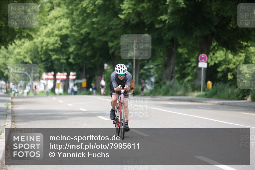 15.06.2025 - 7 Türme Triathlon Yannick Fuchs http://msf.ph/oto/7995611 15.06.2025 12:14:20 Radfahren 240, 455 meine-sportfotos.de