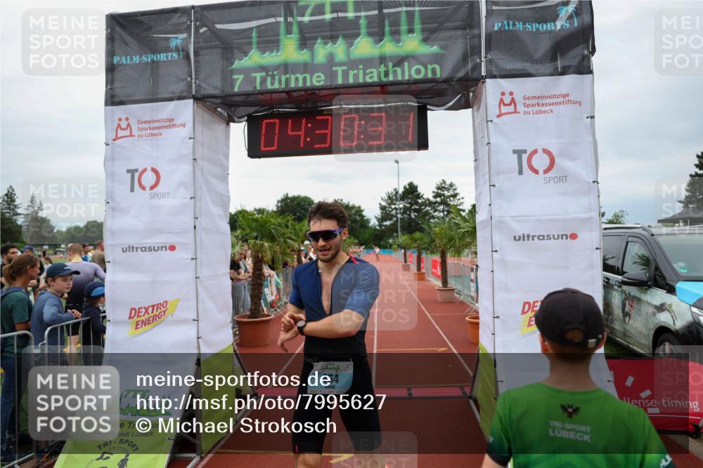 15.06.2025 - 7 Türme Triathlon Michael Strokosch http://msf.ph/oto/7995627 15.06.2025 14:30:31 Ziel 464, 785, 843 meine-sportfotos.de