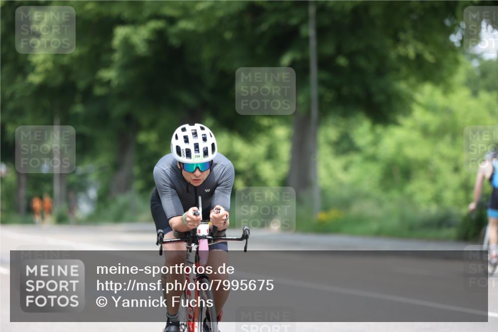 15.06.2025 - 7 Türme Triathlon Yannick Fuchs http://msf.ph/oto/7995675 15.06.2025 12:14:21 Radfahren 240, 455 meine-sportfotos.de
