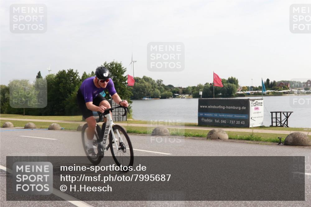 15.06.2025 - 27. Vierlanden-Triathlon H.Heesch http://msf.ph/oto/7995687 15.06.2025 09:20:41 Radfahren 5, 73 meine-sportfotos.de