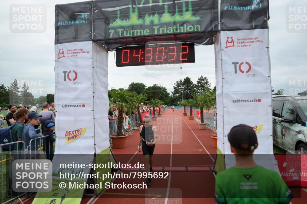 15.06.2025 - 7 Türme Triathlon Michael Strokosch http://msf.ph/oto/7995692 15.06.2025 14:30:32 Ziel 464, 785, 843 meine-sportfotos.de