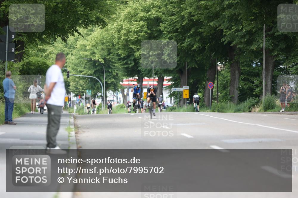 15.06.2025 - 7 Türme Triathlon Yannick Fuchs http://msf.ph/oto/7995702 15.06.2025 13:10:56 Radfahren 403, 472, 486, 561, 650, 1197 meine-sportfotos.de
