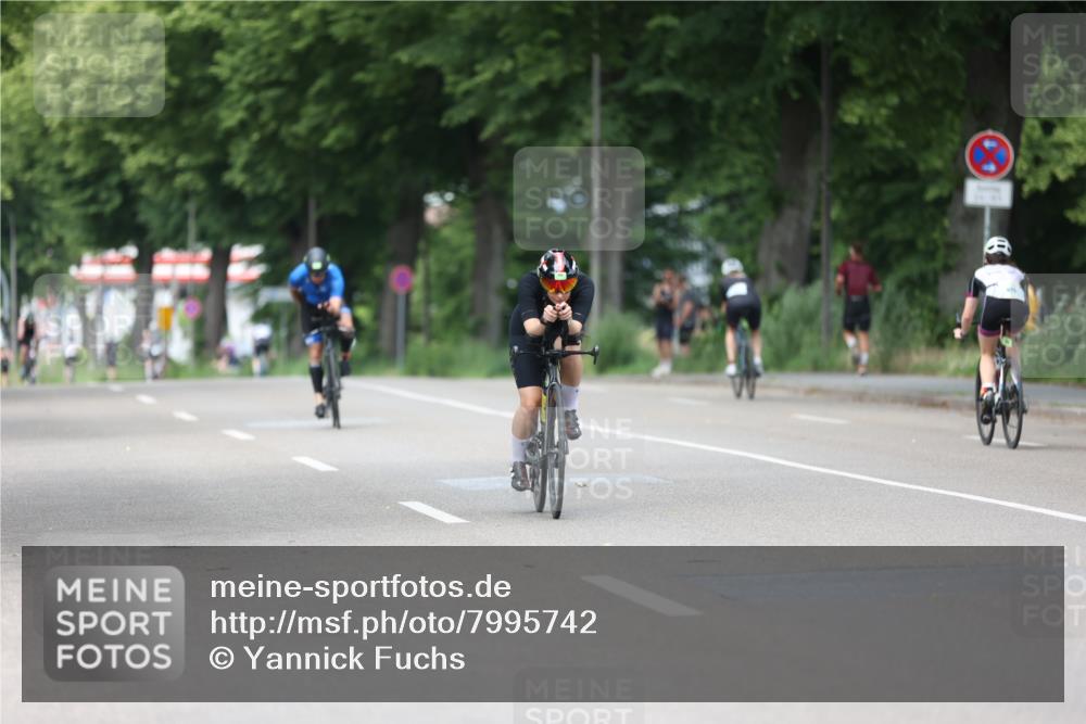 15.06.2025 - 7 Türme Triathlon Yannick Fuchs http://msf.ph/oto/7995742 15.06.2025 13:11:00 Radfahren 403, 561, 1197 meine-sportfotos.de
