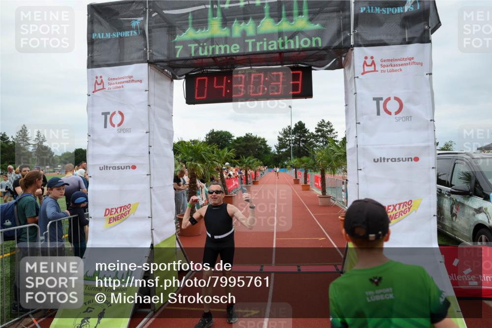 15.06.2025 - 7 Türme Triathlon Michael Strokosch http://msf.ph/oto/7995761 15.06.2025 14:30:33 Ziel 464, 785, 843 meine-sportfotos.de