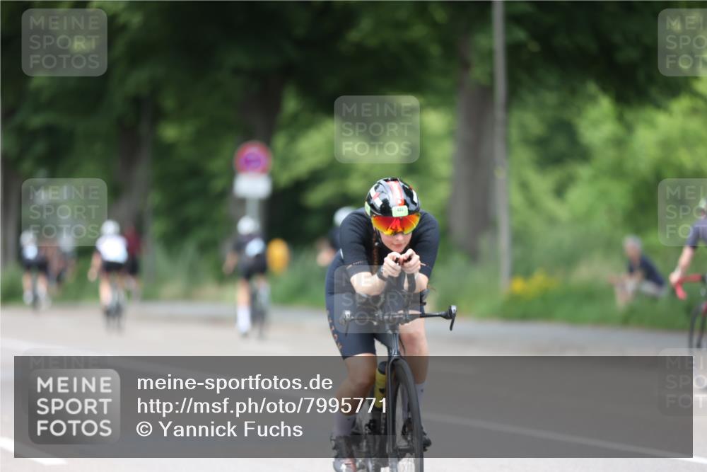 15.06.2025 - 7 Türme Triathlon Yannick Fuchs http://msf.ph/oto/7995771 15.06.2025 13:11:01 Radfahren 403, 561, 1197 meine-sportfotos.de