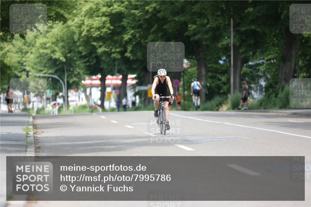 15.06.2025 - 7 Türme Triathlon Yannick Fuchs http://msf.ph/oto/7995786 15.06.2025 12:14:29 Radfahren 318, 455, 475, 571 meine-sportfotos.de
