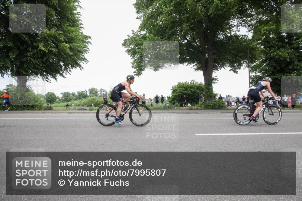 15.06.2025 - 7 Türme Triathlon Yannick Fuchs http://msf.ph/oto/7995807 15.06.2025 13:44:07 Radfahren 662, 732, 771, 794, 1128, 1151, 1184 meine-sportfotos.de