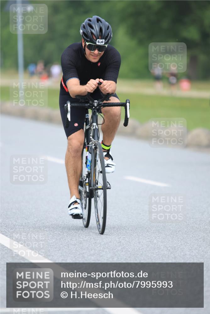 21.06.2025 - 27. Vierlanden-Triathlon H.Heesch http://msf.ph/oto/7995993 15.06.2025 12:19:00 Radfahren 636, 694, 773, 806 meine-sportfotos.de