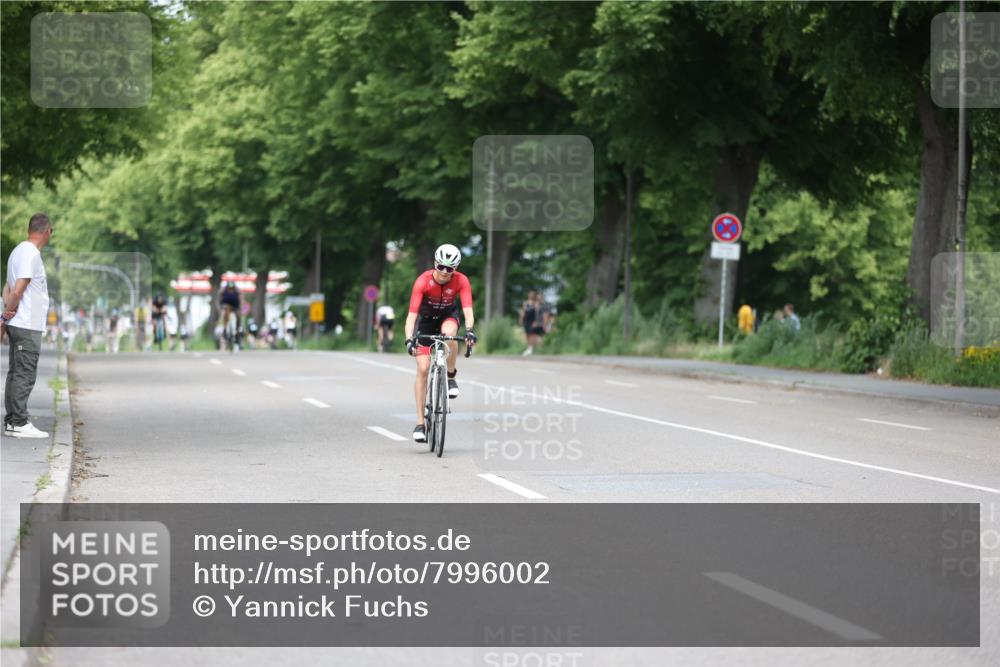 15.06.2025 - 7 Türme Triathlon Yannick Fuchs http://msf.ph/oto/7996002 15.06.2025 13:11:17 Radfahren 243, 607, 947, 973 meine-sportfotos.de