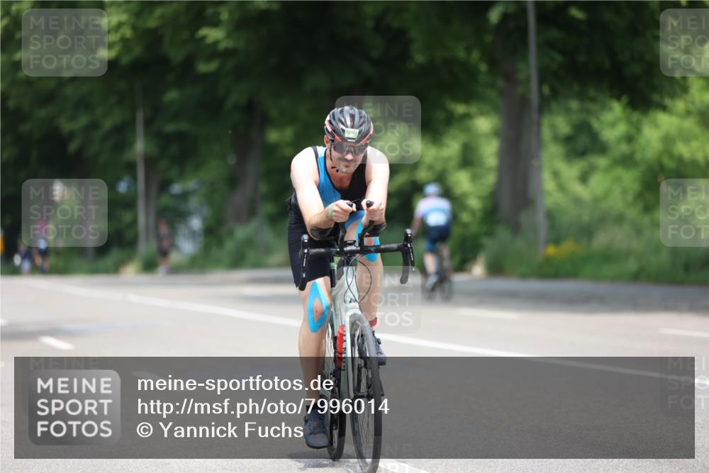 15.06.2025 - 7 Türme Triathlon Yannick Fuchs http://msf.ph/oto/7996014 15.06.2025 12:15:09 Radfahren 304, 307, 317, 611 meine-sportfotos.de