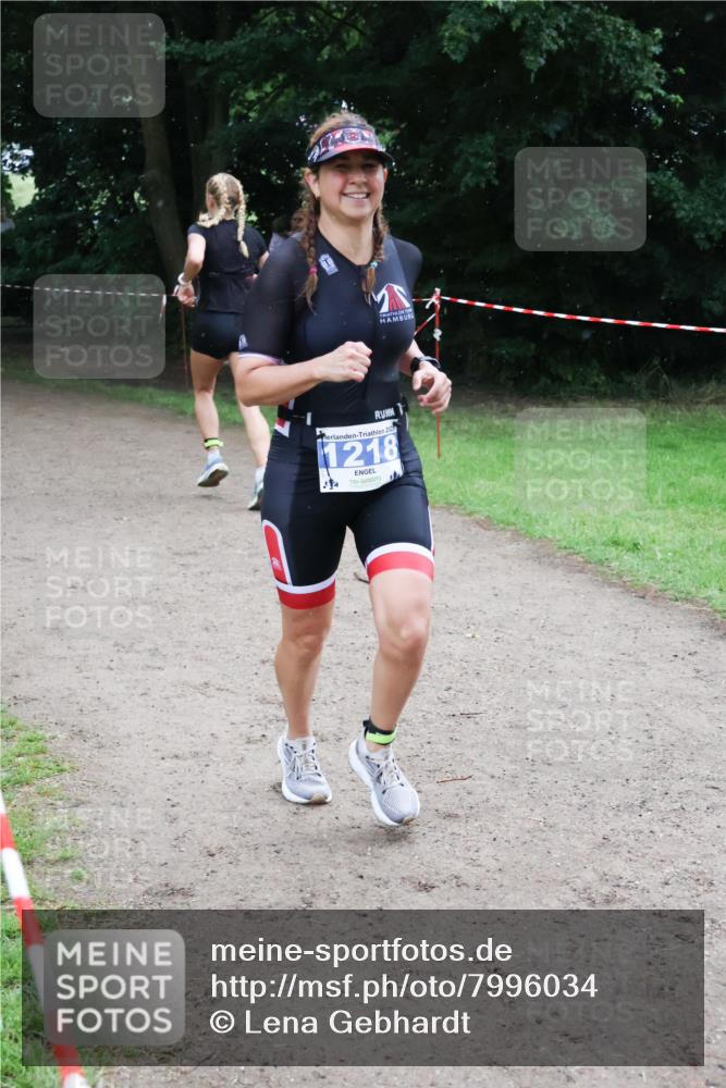 21.06.2025 - 27. Vierlanden-Triathlon Lena Gebhardt http://msf.ph/oto/7996034 15.06.2025 13:52:31 Laufen 202, 1218, 2 meine-sportfotos.de