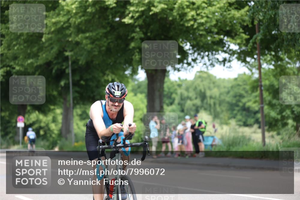 15.06.2025 - 7 Türme Triathlon Yannick Fuchs http://msf.ph/oto/7996072 15.06.2025 12:15:10 Radfahren 304, 307, 317, 611 meine-sportfotos.de